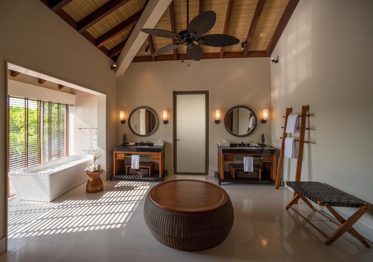 The Residence Maldives At Dhigurah Dhigurah  Esterno foto